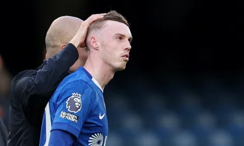 Palmer bị gạch tên, Chelsea dậy sóng