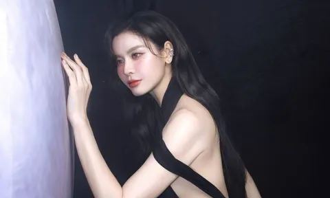 Trương Quỳnh Anh mặc váy dây 'bốc lửa', khoe trọn lưng trần nõn nà quyến rũ