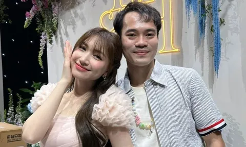 Hòa Minzy nói 4 từ khi Văn Toàn bất ngờ bị 'réo tên'
