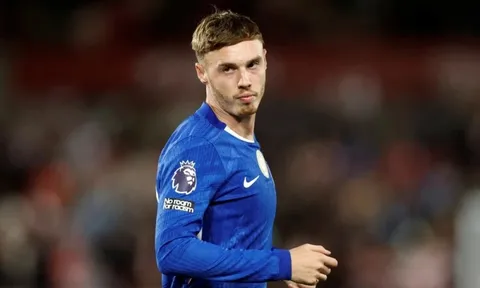 Palmer kiếm tiền triệu giữa khủng hoảng Chelsea