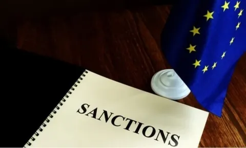 EU tung gói trừng phạt thứ 20 với Moscow, siết chặt gọng kìm năng lượng Nga, 'danh sách đen' gọi tên nhiều thực thể mới