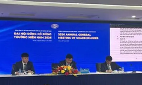 ĐHĐCĐ Vinaconex (VCG): Tổng giám đốc trả lời về vụ sai phạm đấu thầu, lãnh đạo bị khởi tố