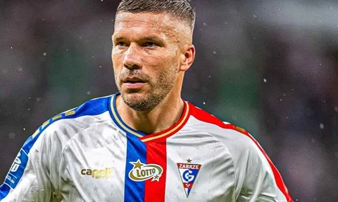 Cuộc đua vô địch 'điên rồ' ở giải Ba Lan