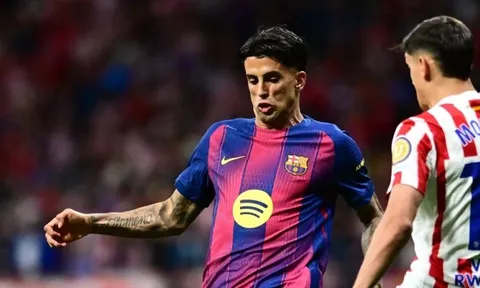 Kỷ lục độc nhất vô nhị của Cancelo