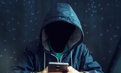 Cảnh giác “bẫy tặng tiền” qua App ngân hàng: Chiêu cũ, kịch bản mới, cái giá rất thật