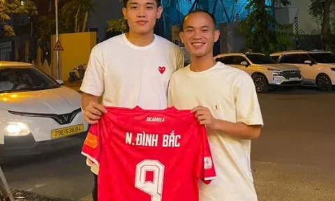 Việt Nam có nên học Nhật để mở rộng cửa cho cầu thủ Lào