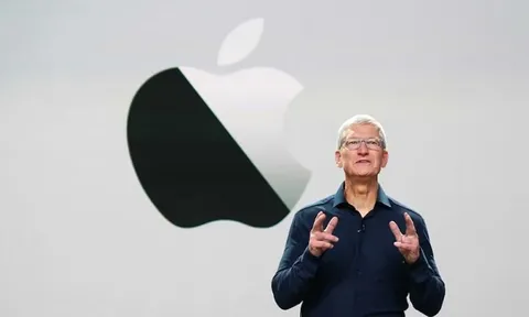 Doanh thu Apple chạm đỉnh trong bối cảnh hãng sắp có 'thuyền trưởng' mới