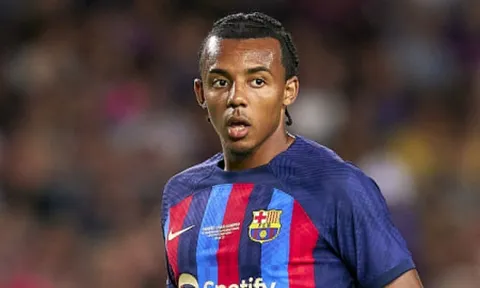Barcelona thanh lý 5 cầu thủ
