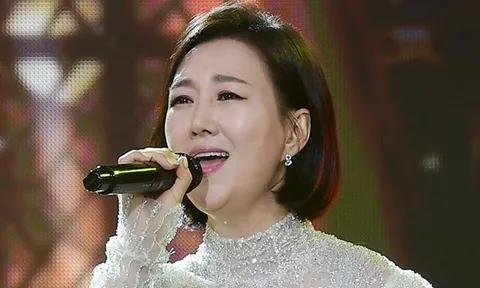 Ca sĩ Jang Yoon Jung lên tiếng về tin đồn thất thiệt