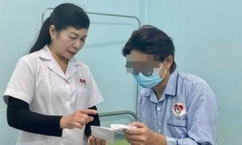 Kiệt sức tuổi 30: Đêm uống thuốc ngủ, ngày gồng mình vì KPI