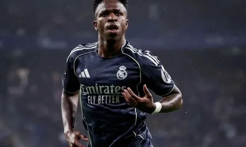 Real Madrid chưa cho Barcelona vô địch