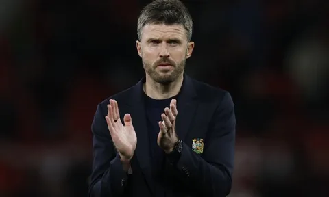 MU ra quyết định với Carrick