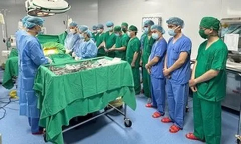 Người cha chết não sau tai nạn và quyết định khiến nhiều người bật khóc