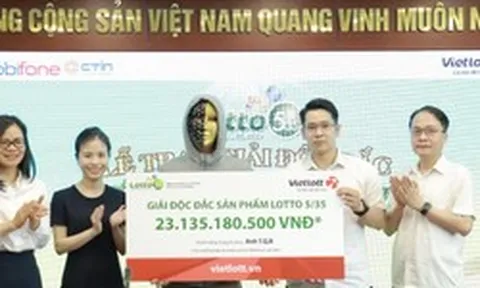 Một nhân viên ngân hàng mất ngủ khi nhận được tin trúng số Vietlott hơn 23 tỉ đồng