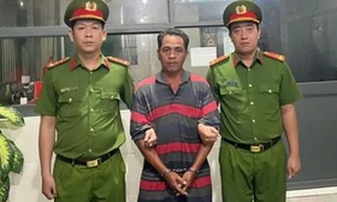 Em dùng ghế tấn công CSGT để giải cứu anh trai vi phạm nồng độ cồn