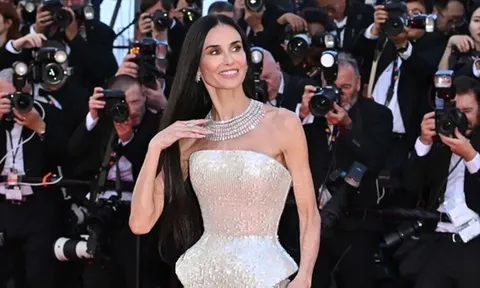 Ngoại hình của Demi Moore trở thành tâm điểm tại Cannes 2026