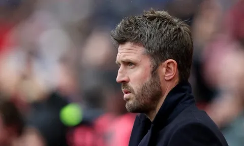MU đâu cần liều mình khi đã có Carrick
