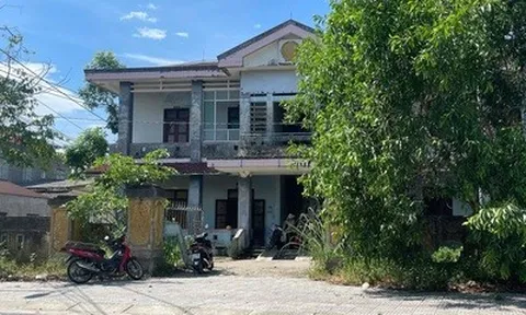 Điều tra nghi án chồng cũ dùng dao tấn công vợ trọng thương rồi tự sát