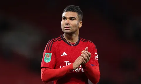 Một quyết định muộn màng khiến MU mất Casemiro