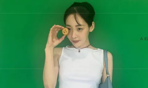 Vóc dáng gầy gò khó nhận ra của nữ diễn viên Kim Min Ha