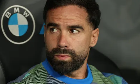 Carvajal chia tay Real Madrid