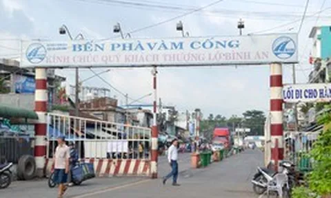 Chuyển nguyên trạng Cụm phà Vàm Cống về UBND tỉnh Vĩnh Long quản lý