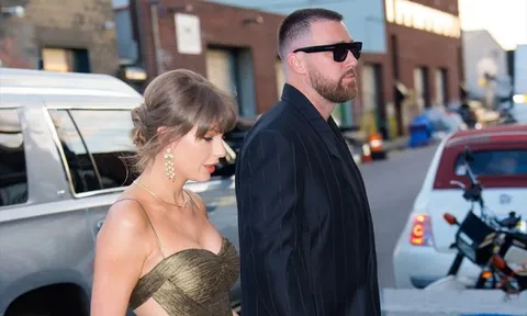 Taylor Swift và Travis Kelce dự bữa tối riêng tư trước thềm lễ cưới