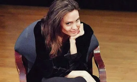 Hai bức ảnh chứng minh sức hút của 'nữ minh tinh hàng đầu Hollywood' Angelina Jolie