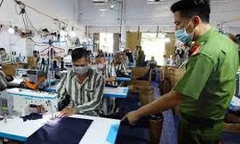 Phạm nhân được học văn hóa, học nghề và cấp chứng chỉ đào tạo nghề