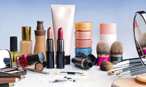 Sai lệch thành phần công bố, hai lô mỹ phẩm bị thu hồi trên toàn quốc