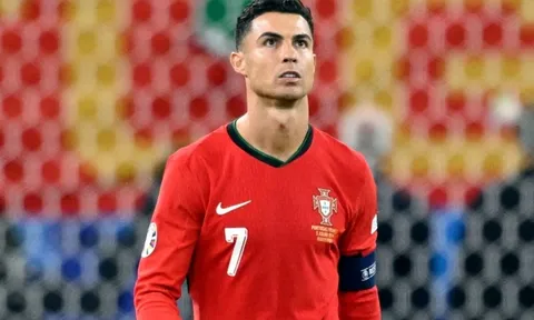 Ronaldo rớt giá ở tuyển Bồ Đào Nha