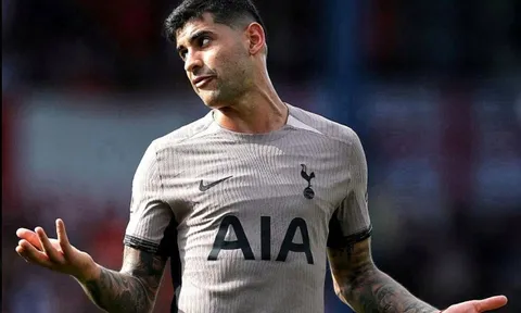 Đội trưởng Tottenham gây tranh cãi dữ dội