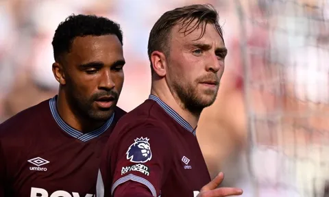 West Ham bị 'xâu xé' sau khi rớt hạng