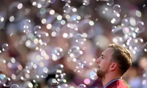 West Ham trả giá cho giấc mơ dang dở