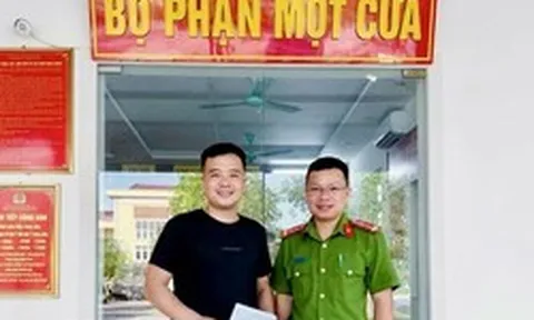 Chuyển khoản 400 triệu đồng đến tài khoản Vietcombank mang tên Nguyễn Trọng Hiệp, người đàn ông Nghệ An phải trình báo công an