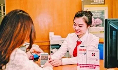 Thẻ tín dụng và câu chuyện kiểm soát chi tiêu