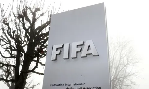 FIFA gặp rắc rối lớn với Mỹ