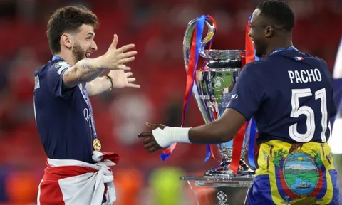 Nhà vua PSG sẽ còn trị vì bao lâu?