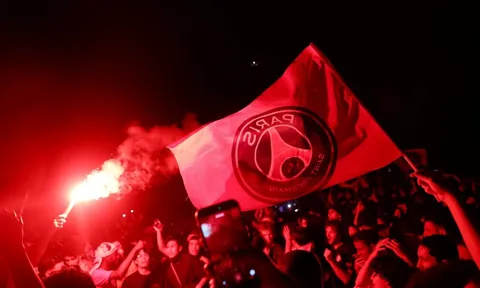Thảm họa trong ngày PSG vô địch