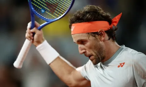 Ruud tiếc nuối vì quyết định gây tranh cãi ở Roland Garros