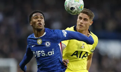 Alonso cấm Chelsea bán một cầu thủ