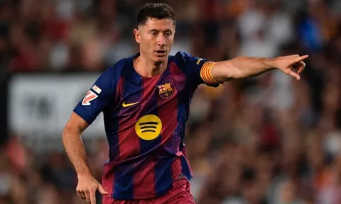 Lewandowski đến MU?