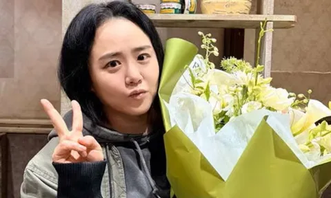 Moon Geun Young tái xuất ấn tượng