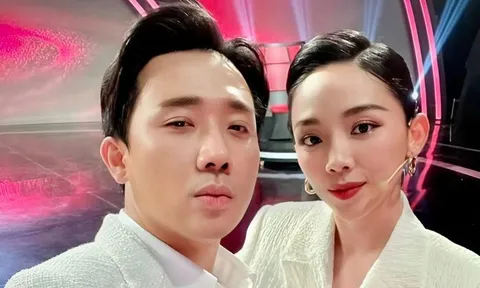 Trấn Thành phản ứng khi Tóc Tiên hôn chàng trai kém 9 tuổi
