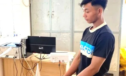 "Quan hệ" với người yêu nhí quen trên mạng, thanh niên bị khởi tố, bắt tạm giam