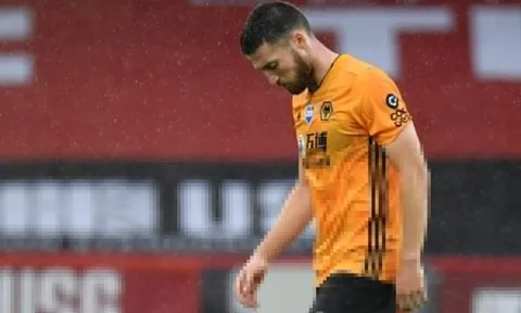 Wolves chia tay 10 cầu thủ sau cú sốc xuống hạng