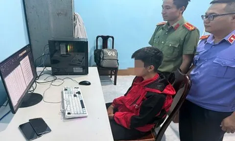Bán 20 triệu thông tin dữ liệu cá nhân, nam sinh lớp 10 bị khởi tố