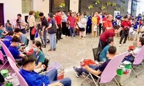 Hành trình Đỏ tiếp tục lan tỏa thông điệp “Kết nối dòng máu Việt”