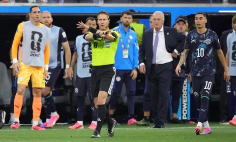 Tranh cãi mới nhất của World Cup đến từ phòng VAR