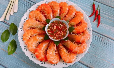 Bí quyết giúp tôm giòn ngọt, giữ trọn dinh dưỡng chỉ trong vài phút chuẩn bị